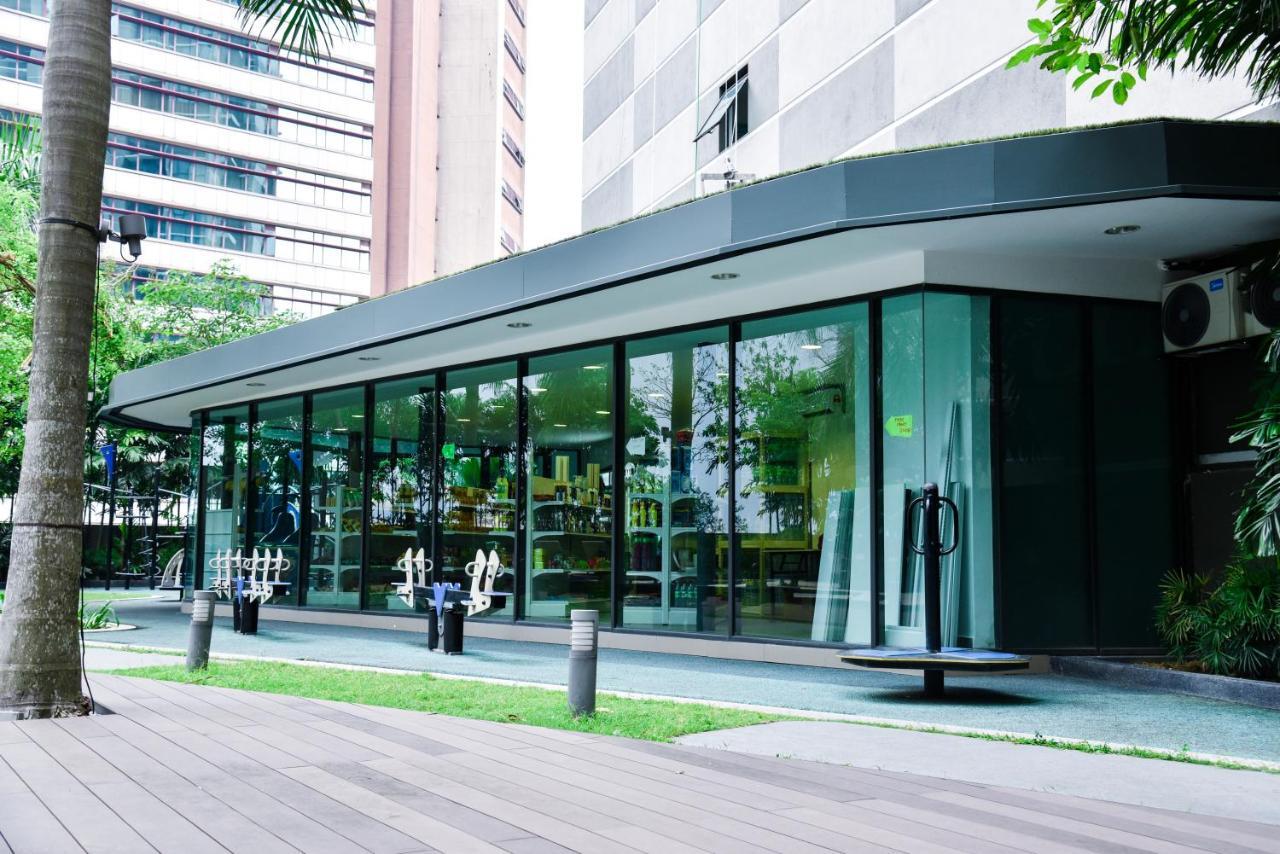 Lägenhet på 807 m² i KLCC, med 1 sovrum och 2 badrum  Kuala Lumpur Exteriör bild